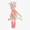 Moulin Roty Doudou-hochet Girafe -Moulin Roty 669025 1 2 gris