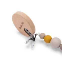 Attache-tétine En Bois Et Silicone Lion MOULIN ROTY Sous Mon Baobab -Moulin Roty attache tetine en bois et silicone lion moulin roty sous mon baobab 2